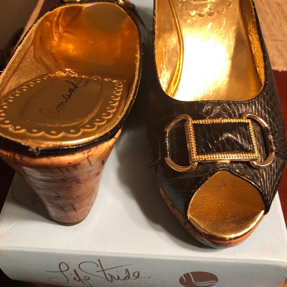 🔥Amanda by Myers Peep Toe Wedge - Picture 2 of 4